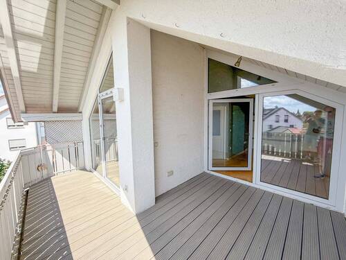 Balkon - 5 Zimmer Etagenwohnung zum Kaufen in Altötting