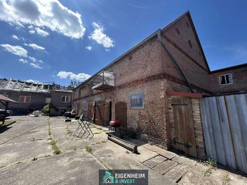 Pferdestall am Haus - 