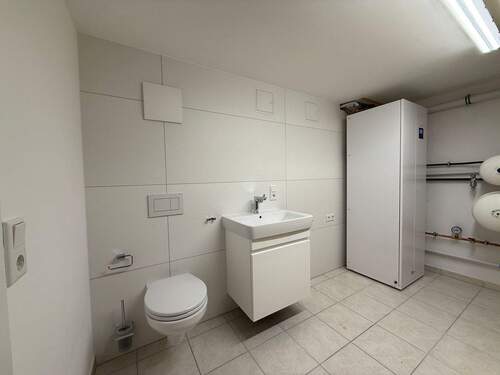 Keller Toilette - 