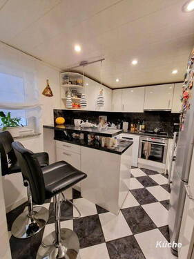 Bild 1 - Schön möblierte Wohnung nähe Uni Hohenheim, 3 ZKB, KüBa neuwertig