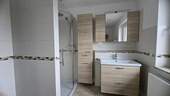 Dusche u Waschbecken - 