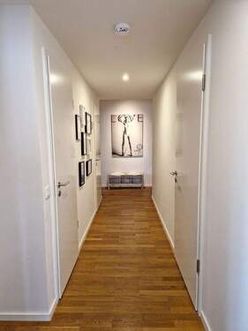 Flur Bild1 - 3 Zimmer Etagenwohnung in Hamburg