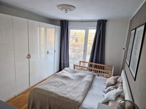 Schlafzimmer Bild 1 - 