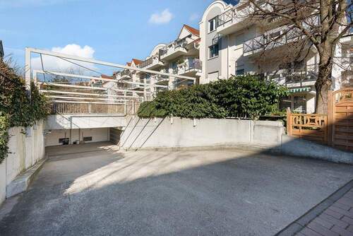 Tiefgarageneinfahrt - 