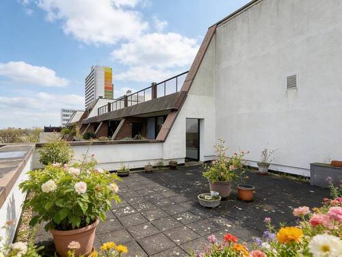 Dachterrasse - 4 Zimmer Etagenwohnung in Krefeld
