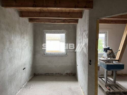 weiterer Raum - 