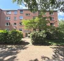 **QUICKBORN** Schöne 4 Zimmer, ca. 100 m², EBK, Balkon, Keller, 3. OG o. Lift