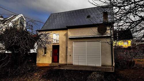 Gartenansicht mit großer Terrassentür - Einfamilienhaus mit 85,00 m&sup2; in Frankenberg zum Kaufen