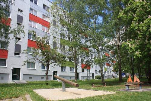 Hausansicht - Etagenwohnung mit 41,20 m&sup2; in Chemnitz zur Miete