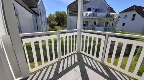 Balkonblick - Etagenwohnung mit 49,60 m² in Ostseebad Nienhagen zum Kaufen