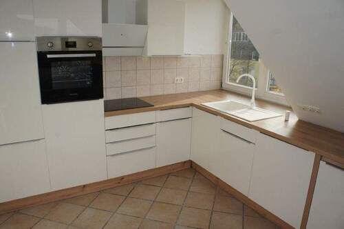 Küche mit Einbauküche - 