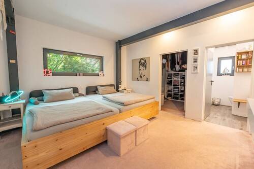 Schlafzimmer EG - 