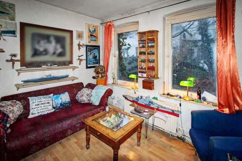 Wohnzimmer Erdgeschosswohnung 1 - 1 Zimmer Mehrfamilienhaus, Wohnhaus zum Kaufen in Flensburg