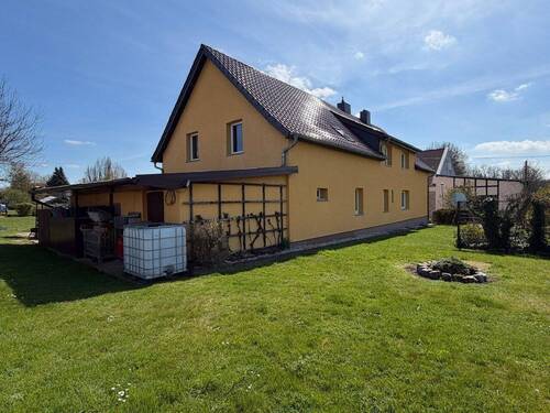 Blick vom Garten - 5 Zimmer Einfamilienhaus in Zeitz