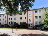 Hauseingänge - 2 Zimmer Etagenwohnung zum Kaufen in Bremen