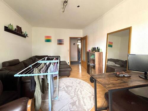 Wohnzimmer - Etagenwohnung mit 52,00 m² in Bremen zum Kaufen