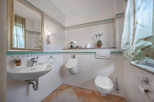 praktisches und stilvolles Gäste-WC - 