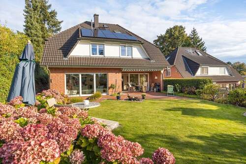 Freistehendes Traumhaus - Ein großzügiges Zuhause für Generationen - mit Herz, Weitblick und Gartenparadies