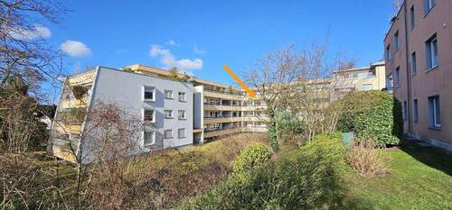 02 Südwestansicht.jpg - Großzügige 4-Zimmer-Wohnung mit Balkon in ruhiger Wohnlage