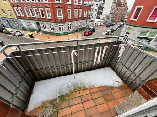 Balkon - Mehrfamilienhaus, Wohnhaus in Kiel