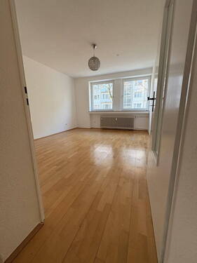 Bild 3 - 3 Zimmer Etagenwohnung in Köln