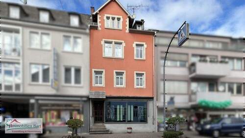 Strassenansicht - SAARBURG: WOHN- UND GESCHÄFTSHAUS IN 1A-LAGE!