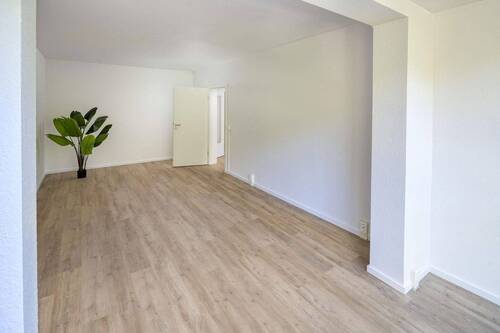 Wohnraum mit Loggia - 