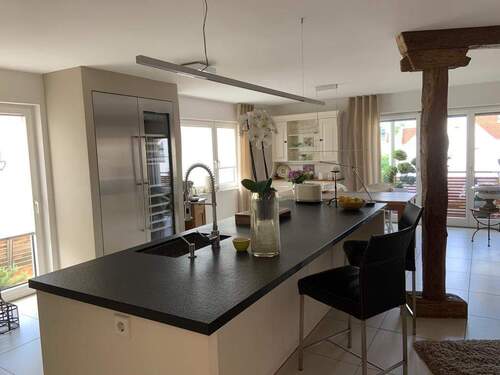 31.jpg - Moderne, neuwertige, großzügige 3,5-Zi.Whg. in Friedrichshafen!!