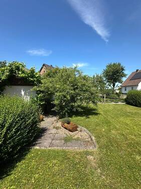 rechte Garage - Mehrfamilienhaus, Wohnhaus mit 125,00 m&sup2; in Fürstenberg zum Kaufen