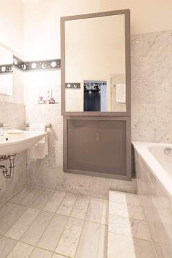 Bad en suite mit Wanne - 