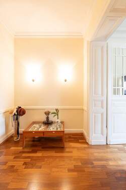 Entrée - Etagenwohnung mit 95,00 m&sup2; in Düsseldorf zum Kaufen