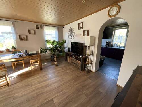 Wohn- und Essbereich OG - Mehrfamilienhaus, Wohnhaus mit 160,00 m&sup2; in Wartmannsroth zum Kaufen