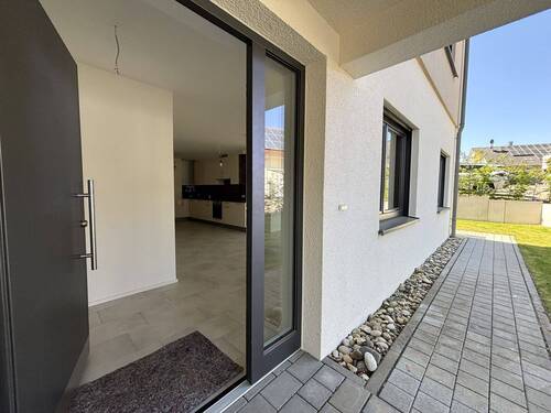 Eingang - 2 Zimmer Etagenwohnung zur Miete in Ilsfeld / Auenstein