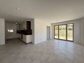 Wohn- und Esszimmer - 
