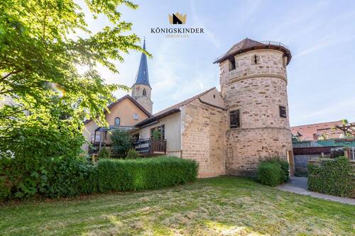 Historische Außenansicht - Einfamilienhaus mit 182,60 m² in Bönnigheim zum Kaufen