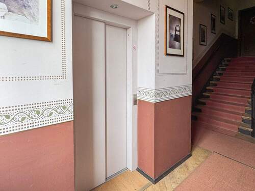 Lift - 