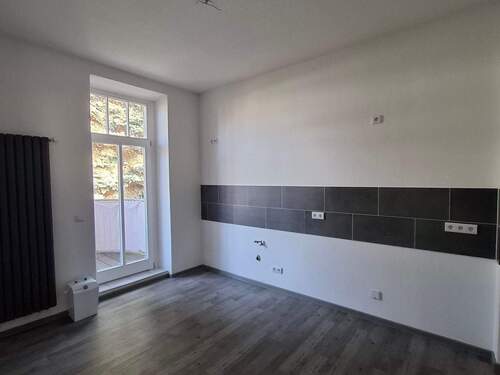 Küche mit Zugang Balkon - 