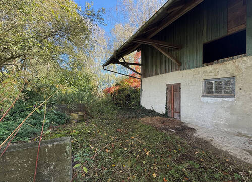 Altbestand Scheue Seitlich - Grundstück in Gangkofen / Geiselberg zum Kaufen