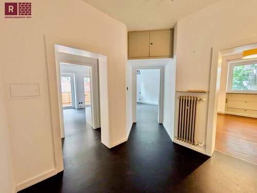 Bild 2 - 4 Zimmer Etagenwohnung zur Miete in Frankfurt am Main