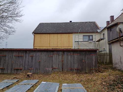PHOTO-2025-04-01-11-01-53 4.jpg - 1 Zimmer Bauernhaus, Landhaus in Höchstädt im Fichtelgebirge