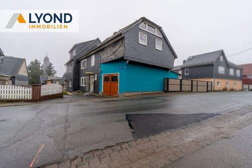 Außenansicht - Einfach einziehen und fertig! Saniertes Einfamilienhaus in Herschdorf