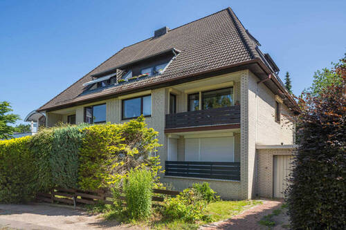 Außenansicht - Helle Eigentumswohnung mit 2 Balkonen und TG in Bestlage von WellingsbüttelGrenze Klein Borstel
