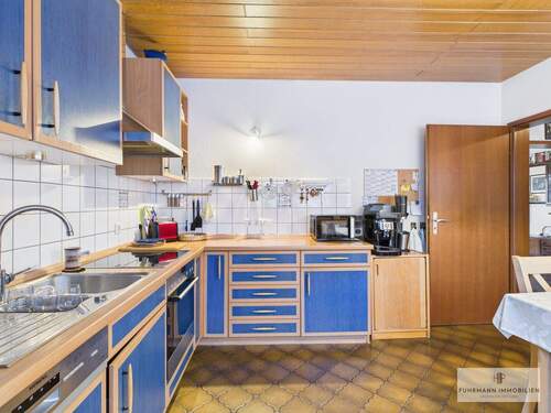 großzügige Küche - 