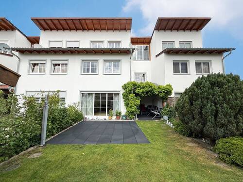 Rückansicht - 6 Zimmer Reihenmittelhaus in Landshut