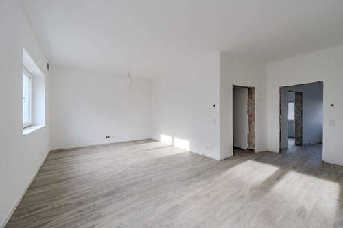 Zimmer 2 - Nachhaltig & kernsaniert - 3 Zimmer in Bissingen.