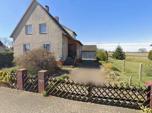 Haus Eingang - 8 Zimmer Einfamilienhaus zum Kaufen in Bahrdorf (Ortsteil Saalsdorf)