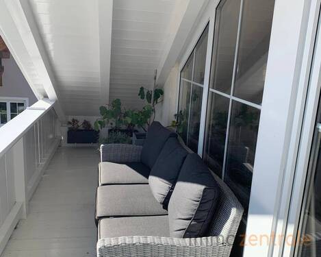 B898C0F4-1F4F-455A-8B0E-60EC4EA4308D_1_201_a - 