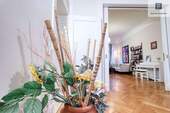 Blick ins Wohnzimmer - 
