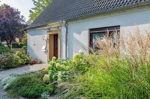 Außenansicht - 9 Zimmer Einfamilienhaus in Ebersdorf / Neu Ebersdorf