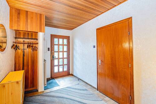 Eingangsbereich - Einfamilienhaus mit 172,00 m² in Ebersdorf / Neu Ebersdorf zum Kaufen